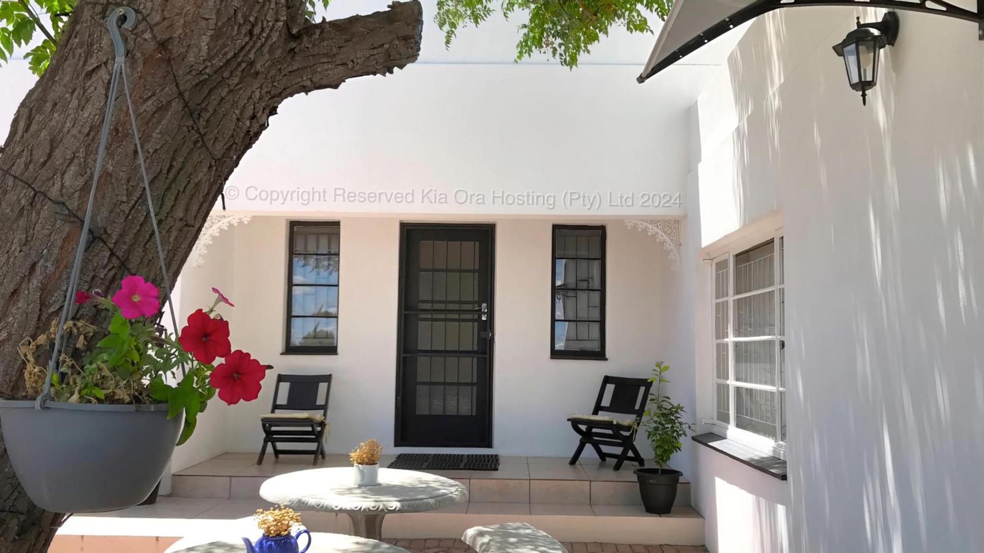 Kia Ora Guest House Beaufort West Bagian luar foto