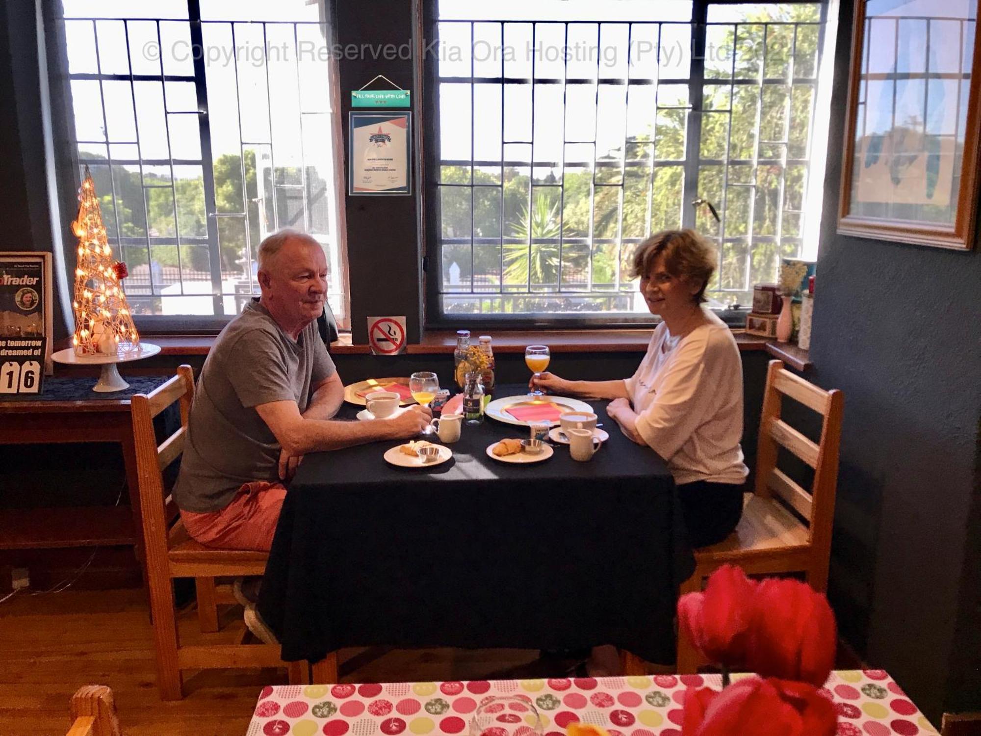 Kia Ora Guest House Beaufort West Bagian luar foto